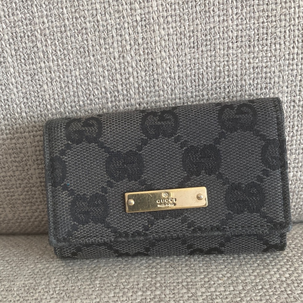 Gucci Dark Monogram Keyholder - image 1